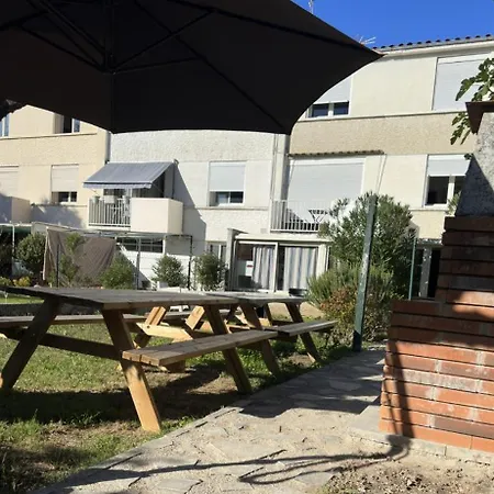 بيت ضيافة Agreable Dortoir En Bord De Jardin Lit 2 كاسْتْرْ